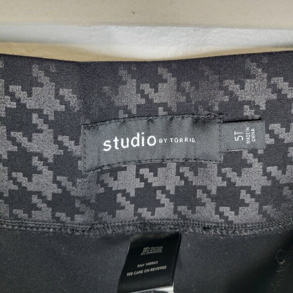 Studio By Torrid Women's Size 5X Tall Pants Pull On Pocket Pixie Black Gray - Picture 5 of 6